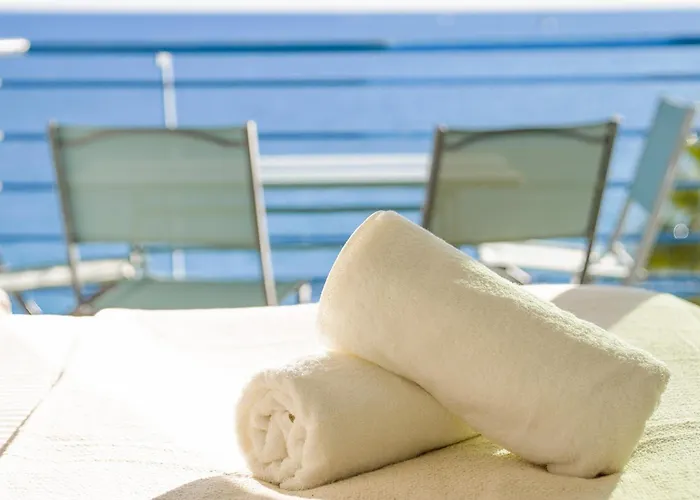 Bord De Mer- -antibes Juan Appartement