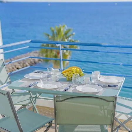 Bord De Mer- -antibes Juan